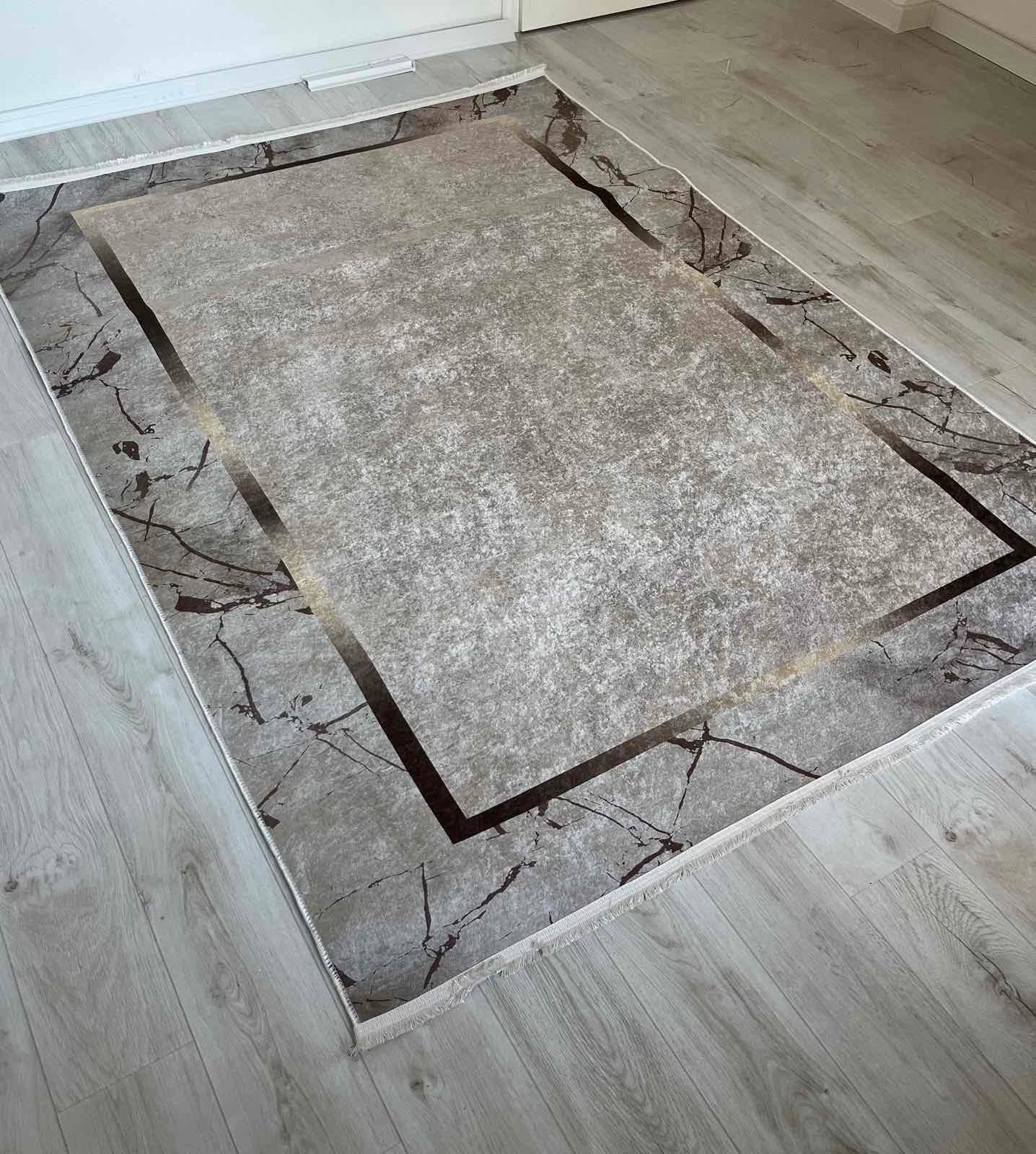 GUMIRANI TEPISI I STAZE SA NEKLIZAJUĆOM PODLOGOM