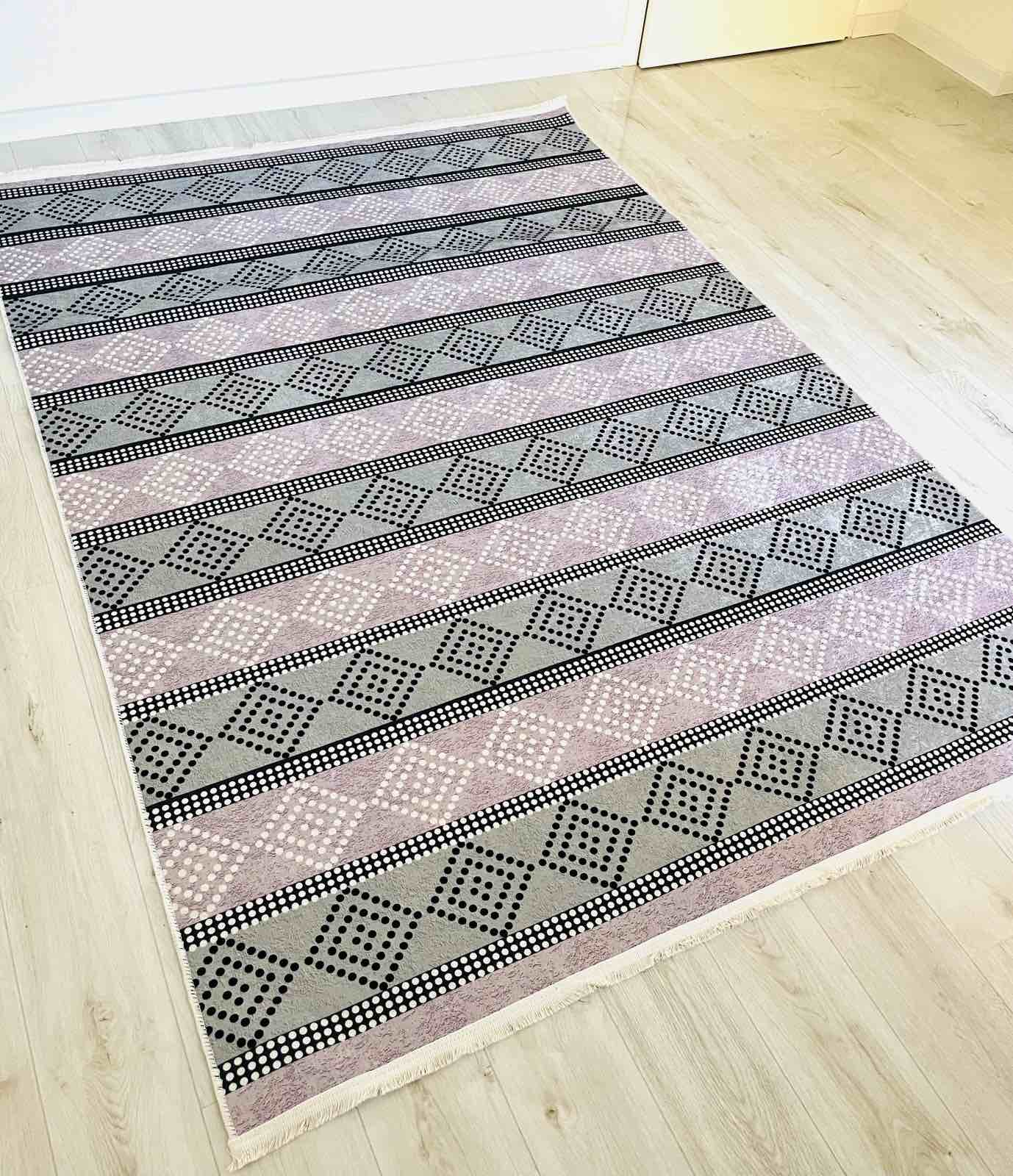 GUMIRANI TEPISI I STAZE SA NEKLIZAJUĆOM PODLOGOM